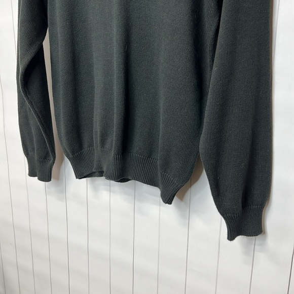 Greenwich - V Neck Sweater - Small - Picture 2 of 5